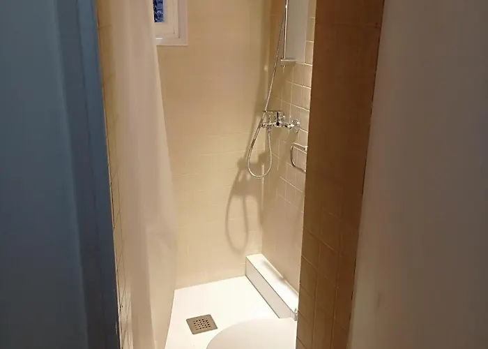 Aparthotel Double & Single Center *