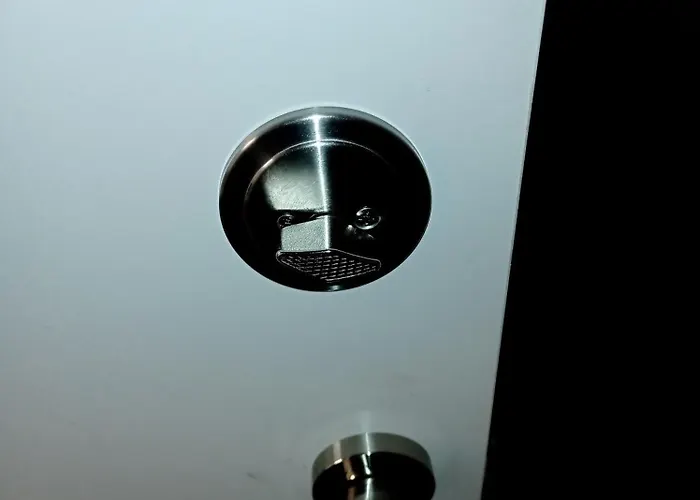 Double & Single Center